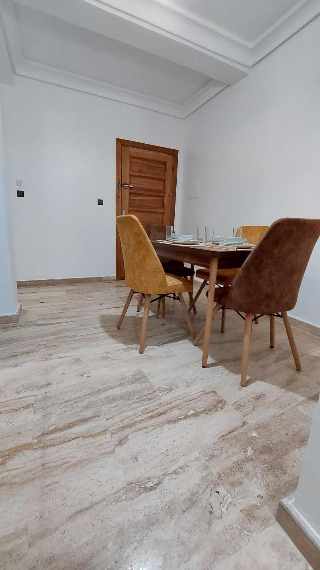 Appartement Avec Piscines, Vue Sur Mer Et Acces A La Plage A Achakar Hill, Tanger. Extérieur photo